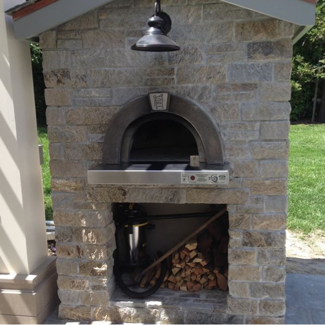 HPC Fire Di Napoli Series Hybrid Dual Fuel Wood & Gas Pizza Enclosed Oven