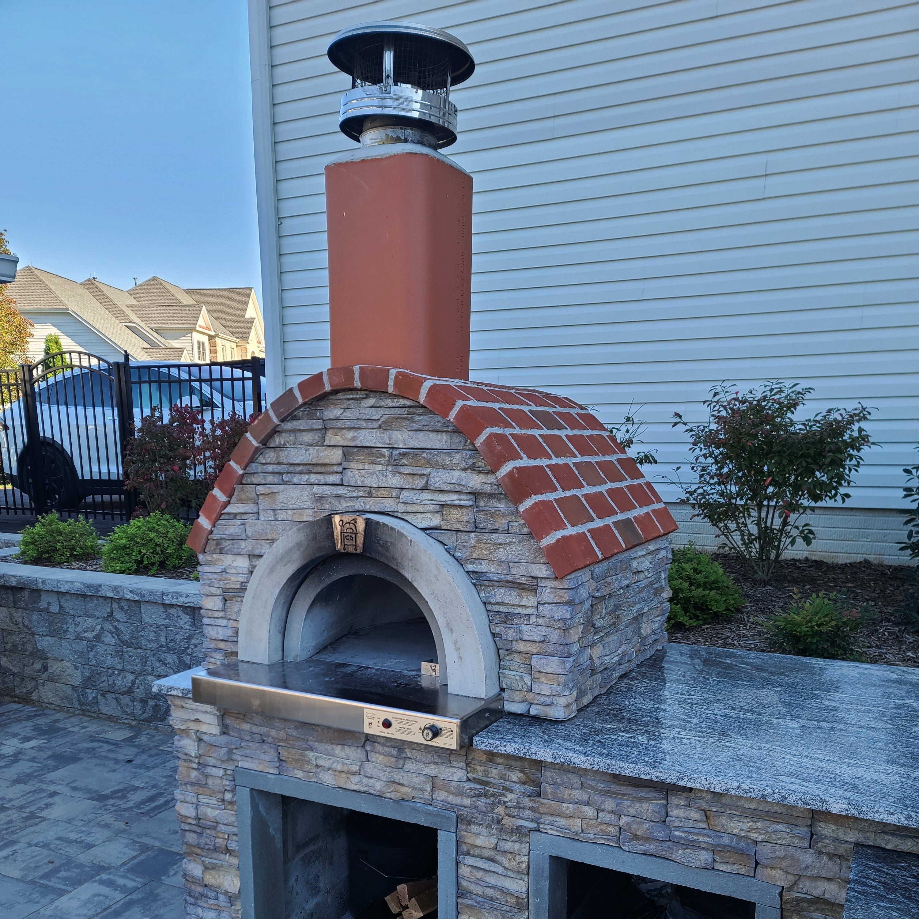 HPC Fire Di Napoli Series Hybrid Dual Fuel Wood & Gas Pizza Enclosed Oven